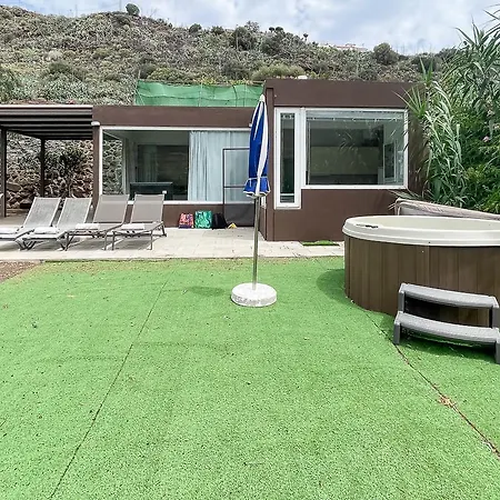 卡萨巴兰科德洛斯赛尔恩卡洛斯度假乡村别墅 *